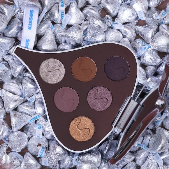 Glamlite Makeup Hersheys Kisses X Glamlite Eyeshadow Palette